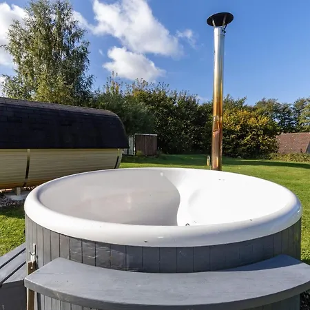 Sandnes Im Haus Norway Apartamento *